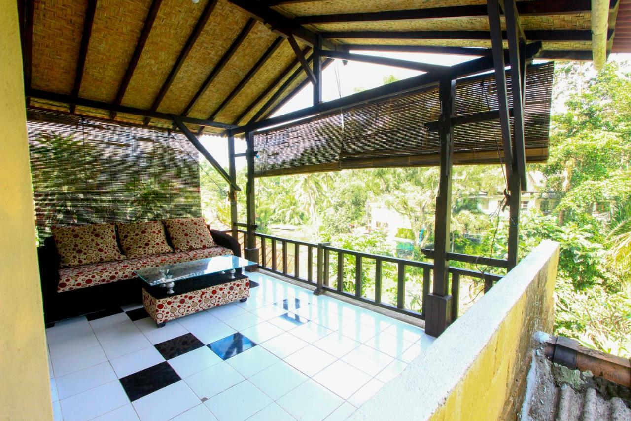Tegal Pendet With River Views Affittacamere